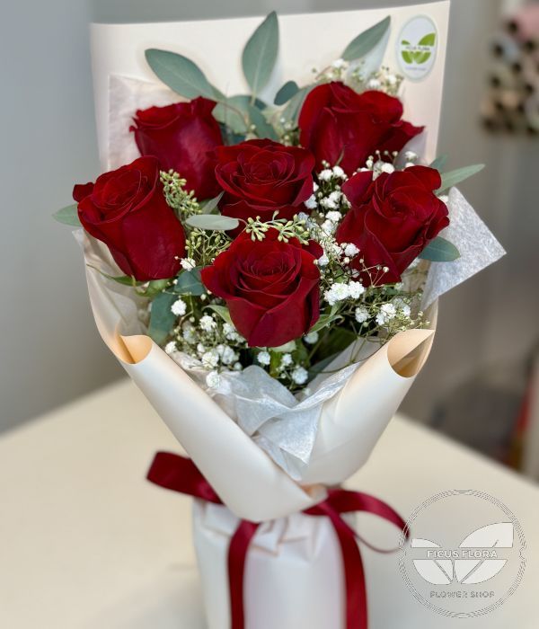 Classic Red Roses Bouquet