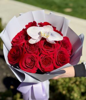 Royal Passion. Fresh flower bouquets in Toronto