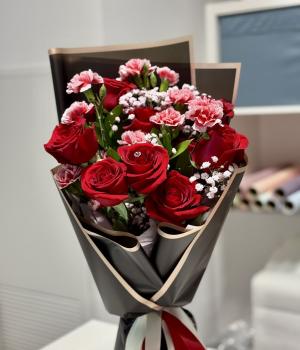 Crimson Desire. Fresh flower bouquets in Toronto