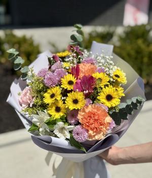 Sunshine Melody. Fresh flower bouquets in Toronto