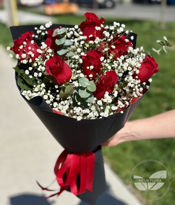 Classic Romance. Flowers Ontario