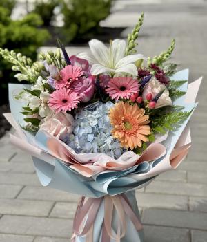 Pastel Dream. Fresh flower bouquets in Toronto