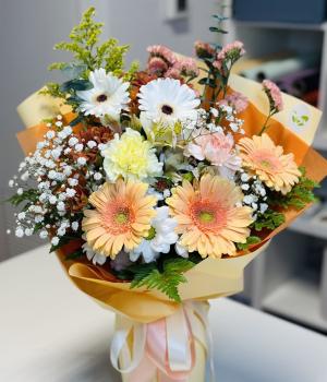 Peach Harmony. Fresh flower bouquets in Toronto