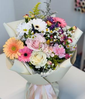 Blossom Symphony. Fresh flower bouquets in Toronto