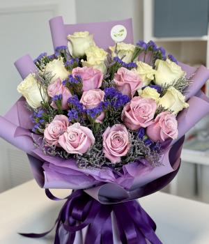 Lavender Love. Fresh flower bouquets in Toronto