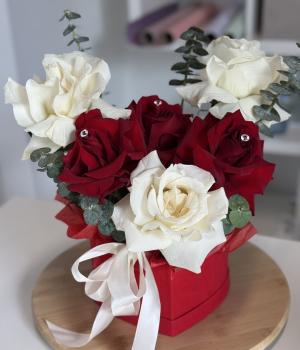 Passion & Elegance. Fresh flower bouquets in Toronto