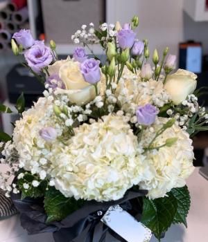 Lavender Frost Hatbox. Fresh flower bouquets in Toronto