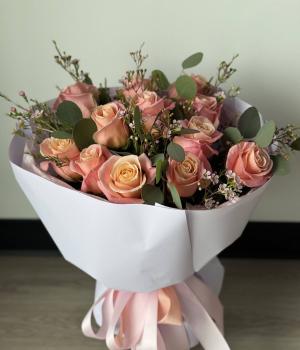 Peach Elegance. Fresh flower bouquets in Toronto