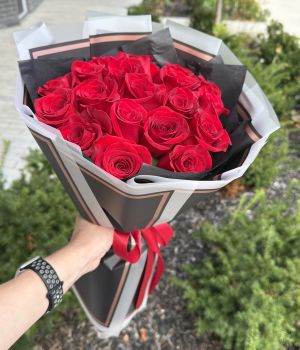 Scarlet Romance. Fresh flower bouquets at Ficus Flora flower shop in North York
