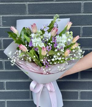 Tulip Melody. Fresh flower bouquets in Toronto