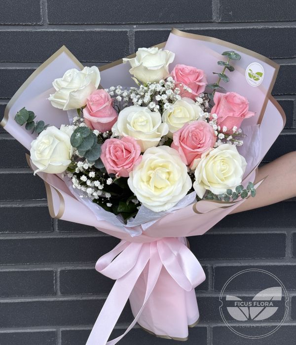 Classic Pink & White Roses Bouquet