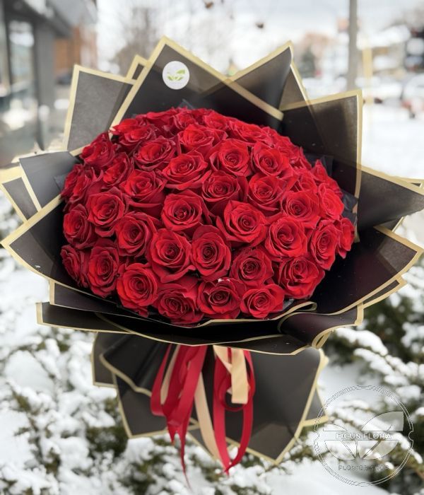 Grand Passion - 50 Red Roses