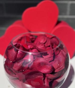 Red Rose Petals. Fresh flower bouquets in Toronto