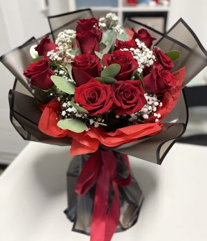 Midnight Romance. Fresh flower bouquets in Toronto