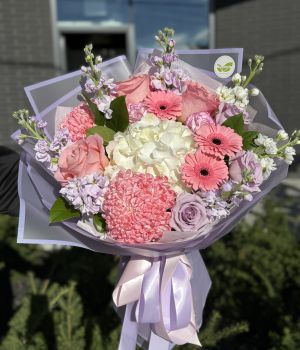 Blush & Lilac Dream. Fresh flower bouquets in Toronto