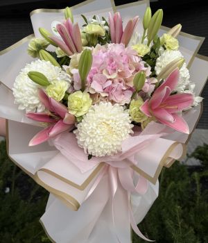 Soft Symphony. Fresh flower bouquets in Toronto