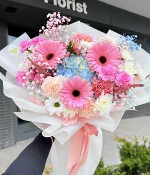 Spring Bliss: Hydrangea & Gerbera Mother's Day Bouquet. Fresh flower bouquets in Toronto