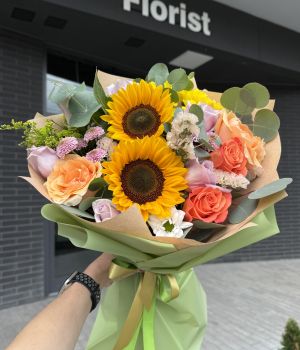 Sunny Citrus Sunflower & Peach Rose Mixed Bouquet. Fresh flower bouquets at Ficus Flora flower shop in North York