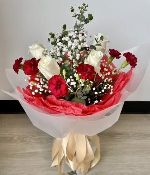 Timeless Grace. Fresh flower bouquets in Toronto