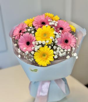 Sunny Cheer. Fresh flower bouquets in Toronto