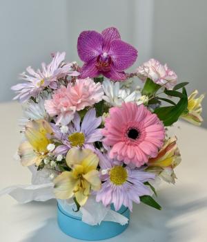 Blooming Serenity. Fresh flower bouquets in Toronto