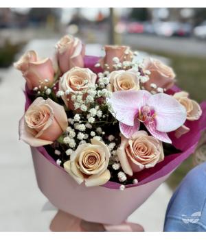 Elegance Whisper. Fresh flower bouquets in Toronto