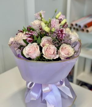 Lavender Whisper. Fresh flower bouquets in Toronto