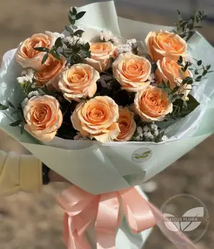 Peachy Tenderness. Fresh flower bouquets in Toronto