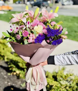 Blushing Garden. Fresh flower bouquets in Toronto