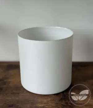White Glass Vase – 15 cm / 6 in. Fresh flower bouquets in Toronto