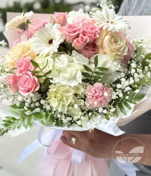 Blushing Petals. Fresh flower bouquets in Toronto