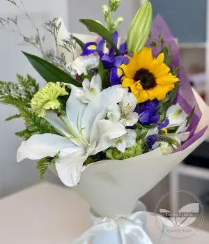 Sunlight Symphony. Fresh flower bouquets in Toronto
