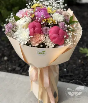 Peony Glow. Fresh flower bouquets in Toronto | Ficus Flora