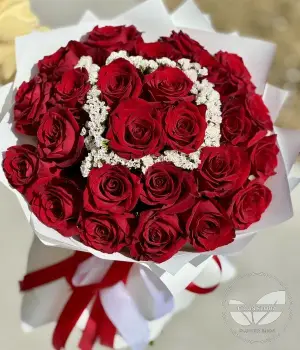 Lettered Elegance. Fresh flower bouquets in Toronto