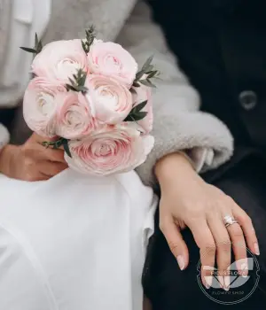 Romance Whisper. Fresh flower bouquets in Toronto