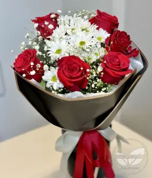 Elegant Romance. Fresh flower bouquets in Toronto